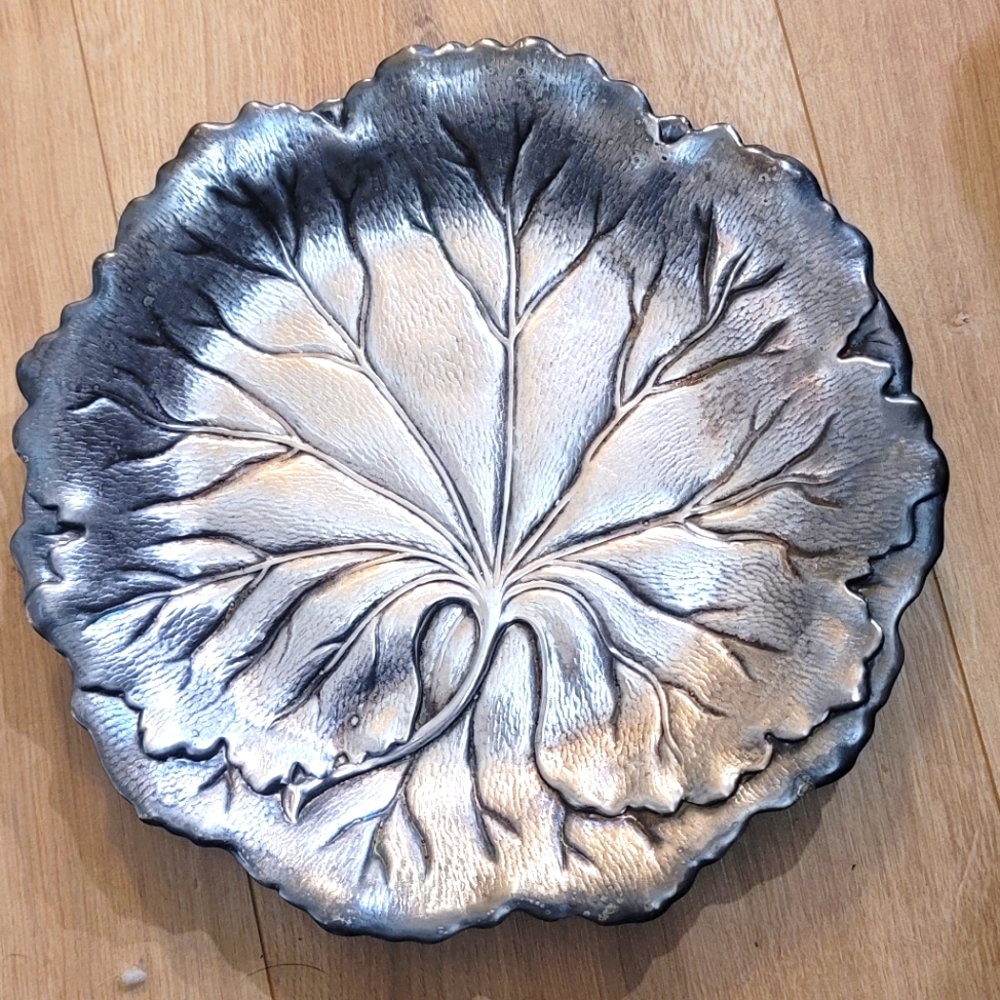 International Silver Co Wilcox Lilypad Plate